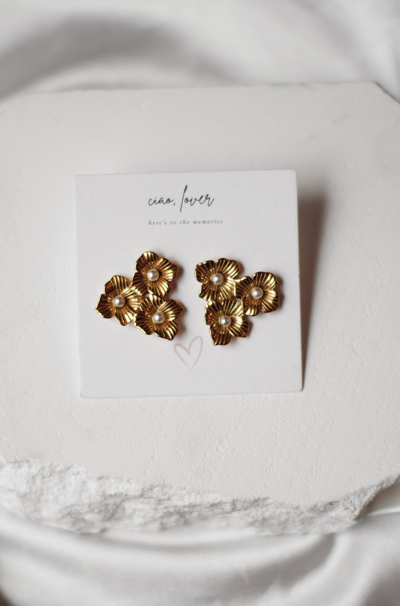 Flower Cluster Stud Statement Earrings - MOD&SOUL - Contemporary Women's Clothing