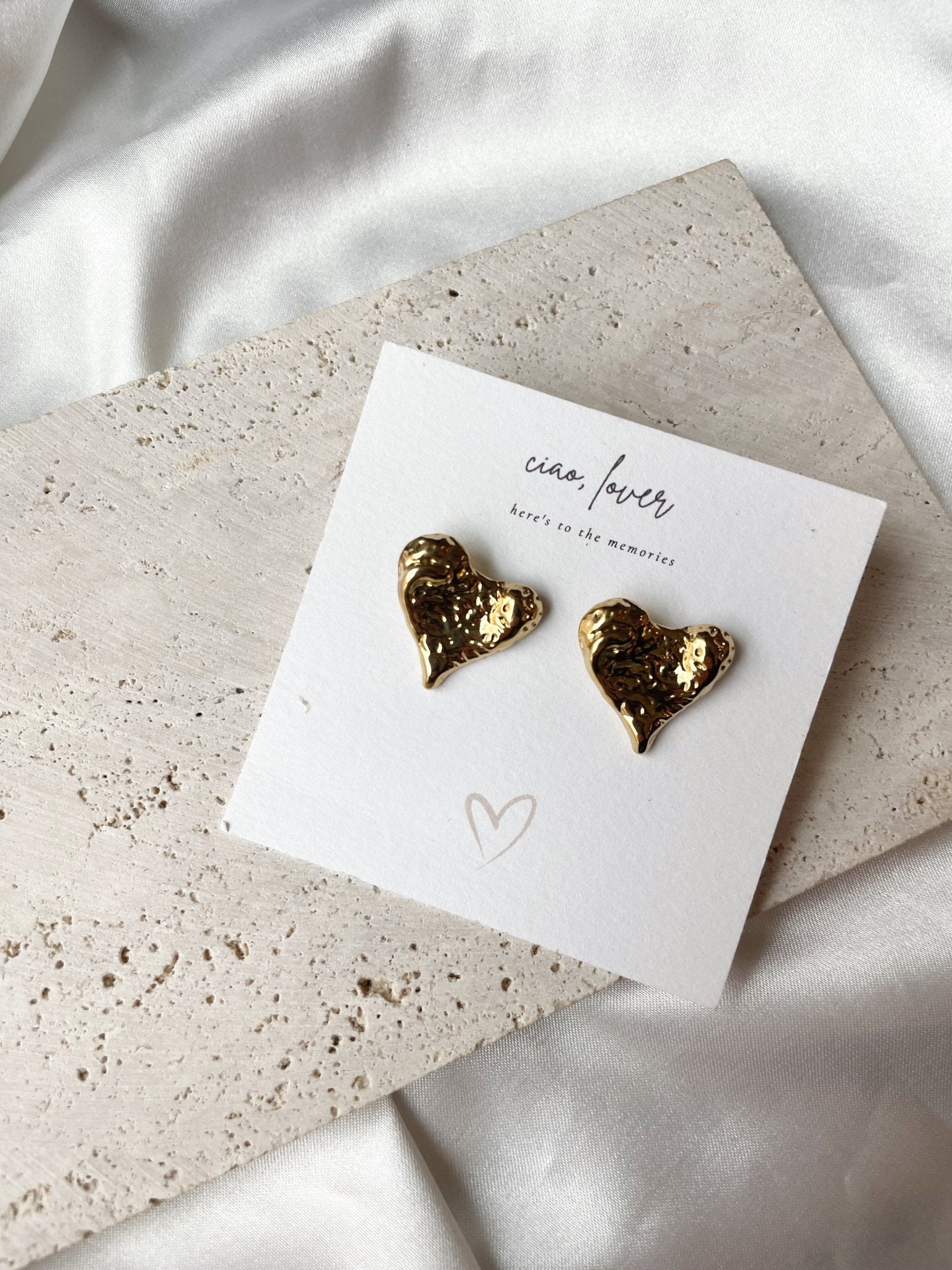 Full Heart - Hammered Stud Earrings - MOD&SOUL - Contemporary Women's Clothing