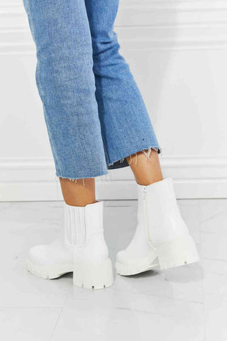 Lug Sole Chelsea Boots in White -  - Trendsi - MOD&SOUL
