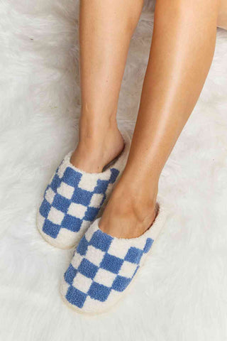 Checkered Print Plush Slide Slippers -  - Trendsi - MOD&SOUL