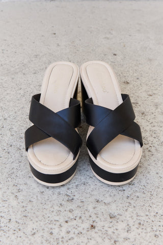 Contrast Platform Sandals in Black -  - Trendsi - MOD&SOUL