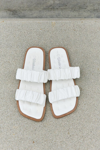 Double Strap Scrunch Sandal in White - Shoes - Trendsi - MOD&SOUL